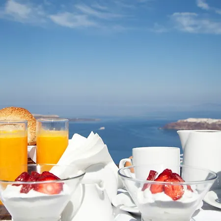 Whitedeck Santorini Hotel